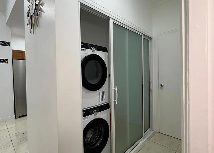 Modern 2br Private In Villa Montego Bay