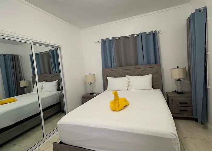 Modern 2br Private In Villa *