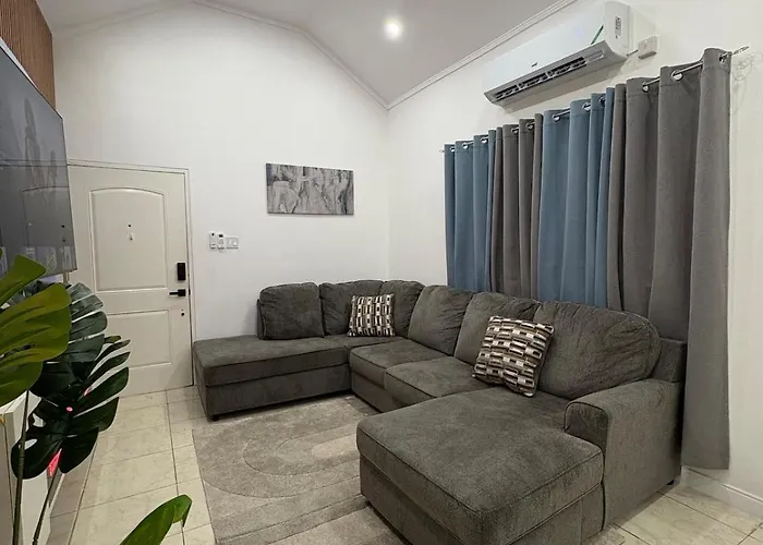 Modern 2br Private In